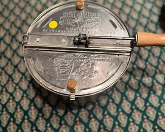 How perfect for movie night!!  Great Northern popcorn popper - stove top