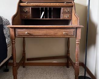 This item is available for sale & pickup NOW.  Text Sara at 407-448-3093 if you're interested.  