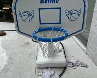 Pool basketball hoop