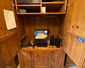 This item is available for sale & pickup NOW.  Text Sara at 407-448-3093 if you're interested.  