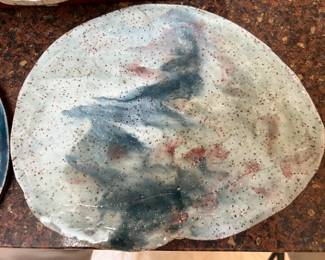 Unique display/plate