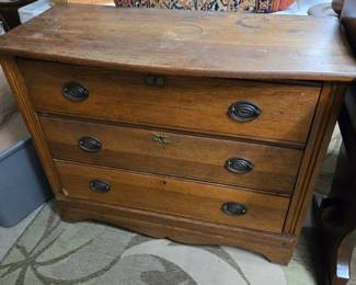 Vintage oak 3 drawer dresser