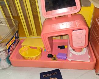 Barbie playhouse pieces