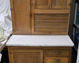Gorgeous Hoosier cabinet complete with inserts & shelves