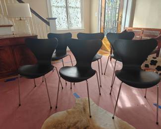 109 Set of 6 Arne Jacobsen Sjvan, Fritz Hansen 195 Chairs