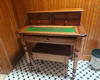 125 Writing Table w/ Bench 31x19x36