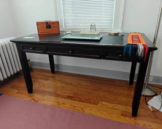209 Three Drawer Desk 60x30x32