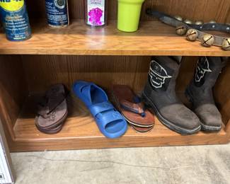 Mens Shoes Boots - Budweiser Flips/Thongs - Sandals - Tommy Bahama Flip Flops - Ariat Steel Toed Boots
