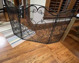 Fireplace screen
