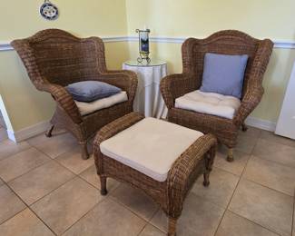 chairs, footrest available for each chair