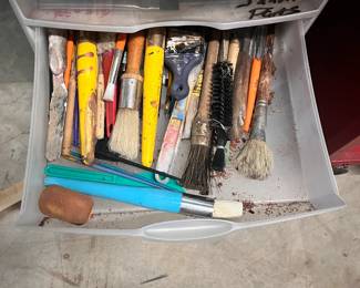 paint brushes