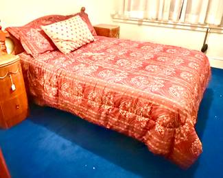 Queen bed with all the fixings 