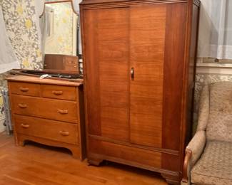 Waterfall 1940s Wardrobe