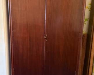 Waterfall Wardrobe
