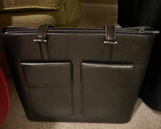 This is not a part of the True Love Story sale. It will be in a separate room and brought to you by Kandyslux for info text 615-542-3068