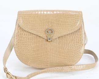 This is not a part of the True Love Story sale. It will be in a separate room and brought to you by Kandyslux for info text 615-542-3068