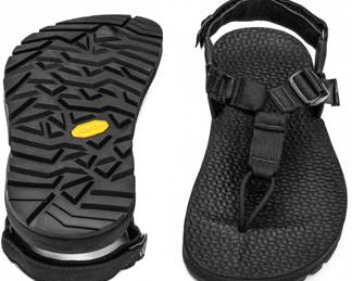 Bedrock unisex sandals in black, size 5 men or 6 women.