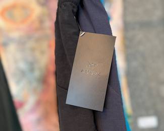 This lot features six (6) pairs of men’s shorts, new with tags. Some brands include Arcteryx, Kuhl, and more.
Sizes include:
Three (3): 31
One (1): Medium
One (1): XL
One (1): XXL