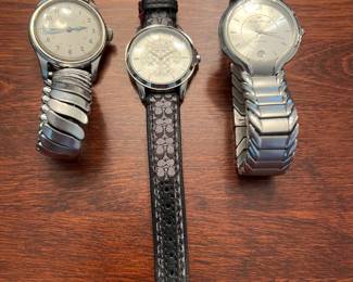 Some of the watches available: Coach, Lucien, Piccard, Vintage Geneve….