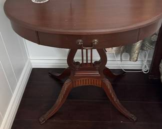 Duncan Phyfe side table with drawer