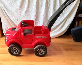 $75 OBO
Ford Raptor push car 2/1
The Step 2-in-1 ForWE MP d F-150 Raptor Parent Push Car is a push car that can be transitioned into a kid-powered car. It features molded-in drink holders, a back for cargo, and under-seat storage. It also has an authentic electronic horn and realistic decals.