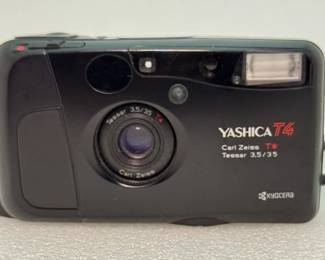Tashica Camera
$800 OBO
Mint condition 35mm film camera. Works great and tested great, yes this is that point and shoot camera collectors want, regardless the marketplace, this is 50% off that price. This is a user-friendly, popular, collectors choice and mint condition as if it was right out of the box.