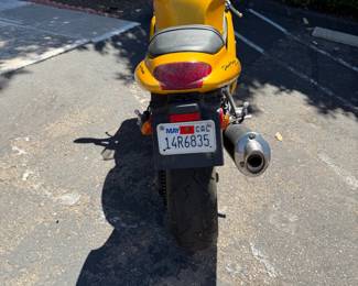 1997 Triumph Daytona 595 Triple injection. Clean Title $600 OBO
as is