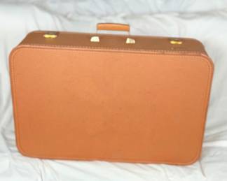 $75 OBO
STARLINE VINTAGE LUGGAGE
1950’s most popular and desired by everyone. Hardshell with soft elegant design. No marks or signs of use