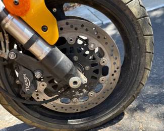 1997 Triumph Daytona 595 Triple injection. Clean Title  $900  OBO 
as is