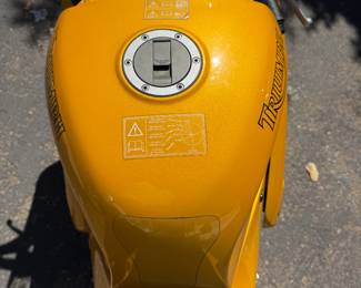 1997 Triumph Daytona 595 Triple injection. Clean Title $600 OBO
as is
