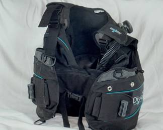 $50 OBO
SCUBA VEST FOR TANKS