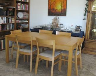 Ikea dining table w/two leaves and six chairs
