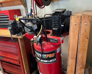 Air compressor