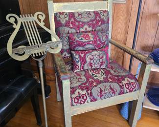 Royal gold chair, music stand