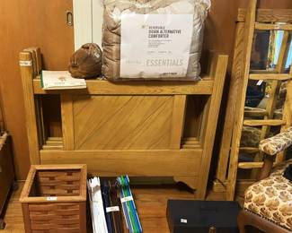 midcentury Henredon twin / bunk beds