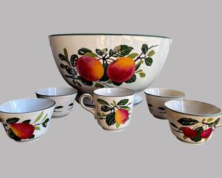 Villeroy & Boch "Yorkshire Ware" Punch Bowl And Cups (6), 5 cups and a punch bowl
CONDITION: crazing and discoloration, particularly to cups, one cup crack to rim, another cup with chips to rim