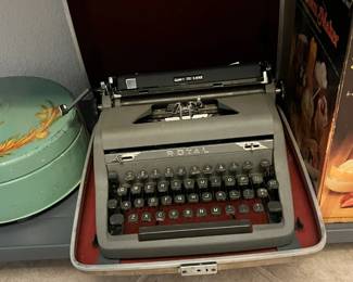 typewriter closer look