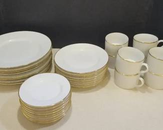 Ten Strawberry Street Dinnerware Set