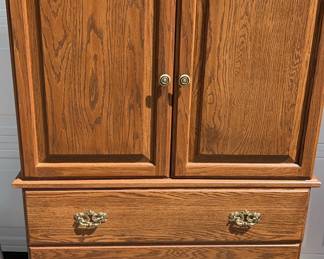 Oak Chest Of Drawers