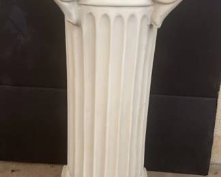 Cream Plaster Column