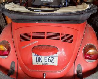 JUST ADDED 1977 VW SUPER&nbsp;BEETLE $6000 OBO see images Needs to be towed by buyer&nbsp;

call 6307010161 for more info