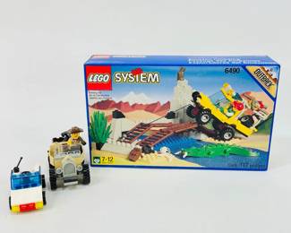 Lego Amazon Crossing