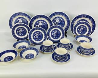 Blue Willow Dish Set