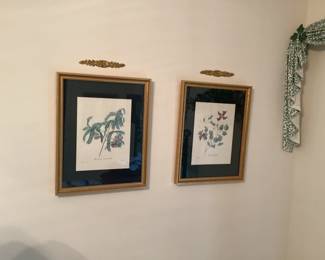 Wall Art Floral on Whiate and Green Matt