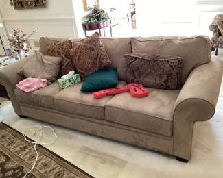 Brown 3Cushion Sofa