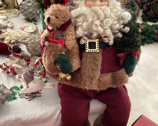 VTG Santa Claus Figurine