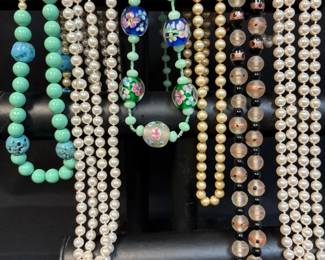 6 Beautiful Glass Beaded Pearllike Necklaces