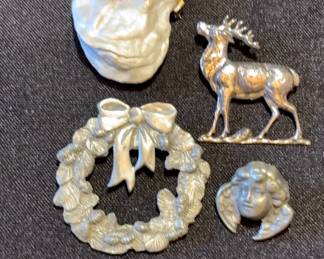 5 Unique Costume Brooches