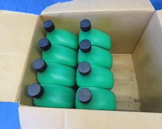 Lot 263. Eight quarts of 5W-30 oil and a set of jumper cables