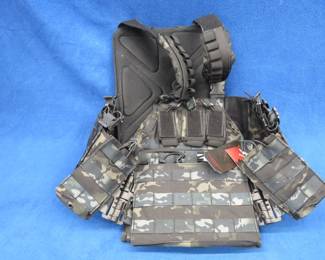 Lot 268. Yakeda tactical plate carrier (bullet-proof vest) , new with tags